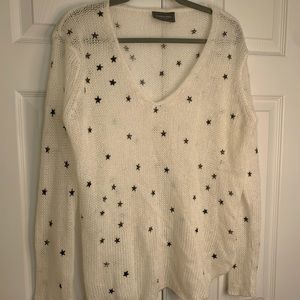 Wooden ships sweater white with black stars